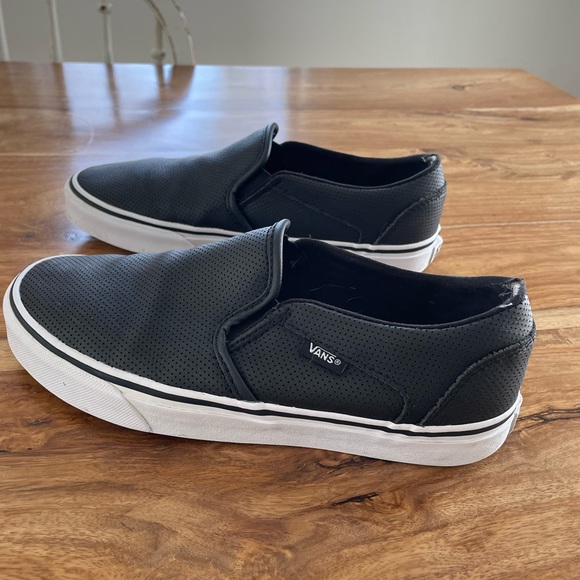 Women’s Leather Vans - Picture 1 of 4